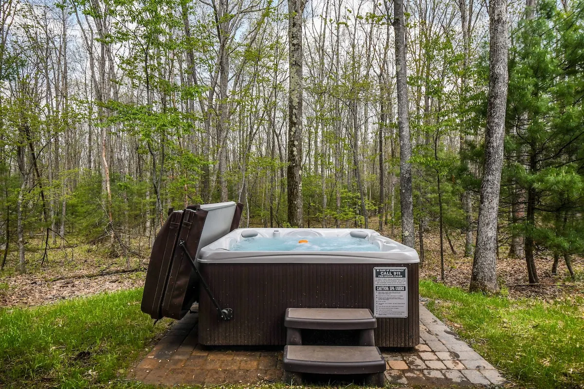 Hot tub up close, jets on
